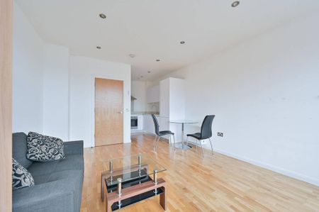 Studio to rent - Photo 4