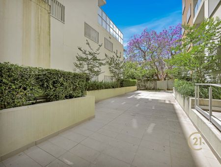Modern Two Bedroom Apartment - Photo 5