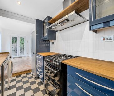 2 bedroom terraced house to rent - Photo 1