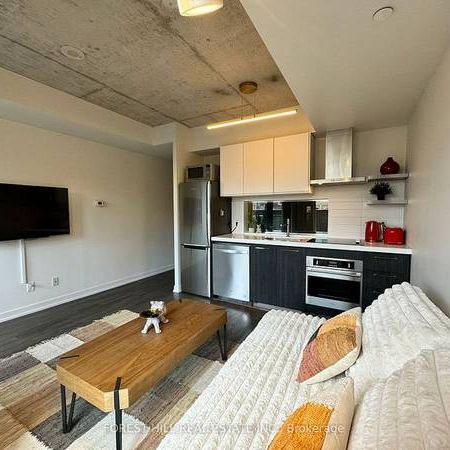 1 Bed & 1 Bath - 560 King St W - *Fashion House Condos* - furnished - Photo 1