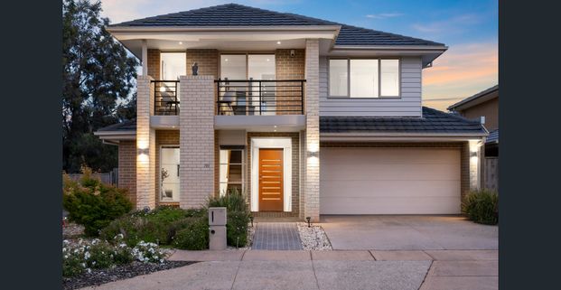 Resort Stylish Living with Water Views - Photo 1