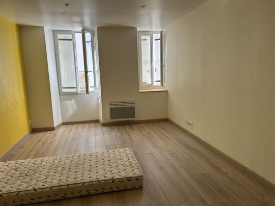 Location Maison 4 pièces 86m² LAVARDAC 47230 - Photo 1