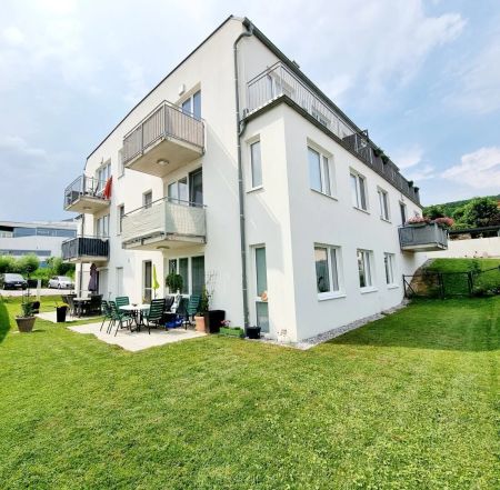 Moderne 2- Zimmer Wohnung mit Terrasse und Parkplatz in einer Wohlfühlregion - Photo 4