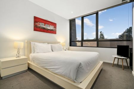 Discover luxury living redefined in this fully furnished oasis - Photo 3