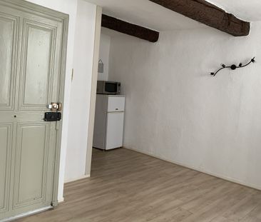 A LOUER // AVIGNON Intramuros Appartement T2 - Photo 3