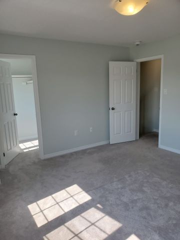 For Lease - 58 Butcher Crescent, Brantford, Ontario - Photo 5