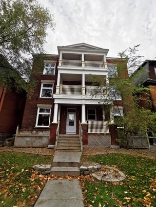 72 Fifth Avenue - 1 - Photo 1