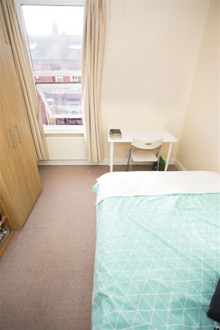Ash Road, Headingley, LS6 3HD, Leeds - Photo 4