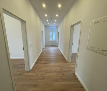 3 ZKB Traumwohnung Erstbezug Saniert große Küche sehr gute Lage Del... - Foto 1