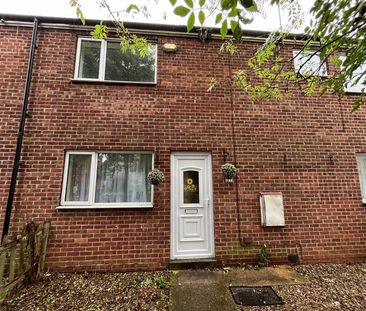 3 bedroom terraced house to rent - Photo 4