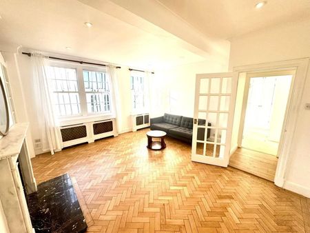 2 Bed Flat, Kensington Church Street, W8 - Photo 3
