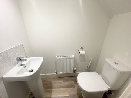 Nursery Way, Warwick, CV34 - Photo 4