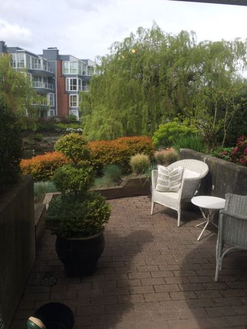 Furnished 1 Bedroom Suite – Prestigious Island Park Way - Photo 4