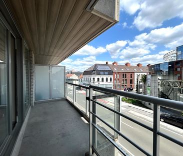 Instapklaar twee-slaapkamerappartement met 2 terrassen te centrum R... - Foto 1