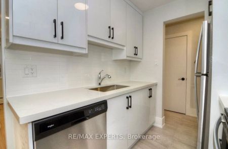 839 Cosburn Avenue #202 - Photo 3