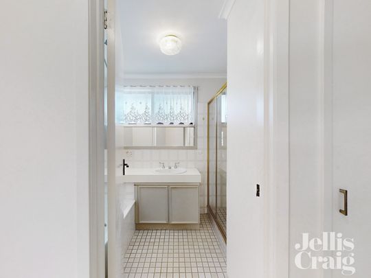 3/5 Estella Street, Glen Iris - Photo 1