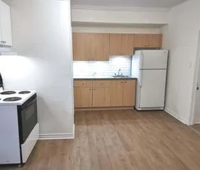 1 room apartment of 42m² in Quebec - Photo 2
