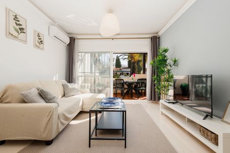 Apartment in Sierra Blanca, Costa del Sol - Photo 3