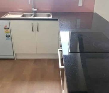 Large family 4 Bed Room House - Glen Eden - Photo 2