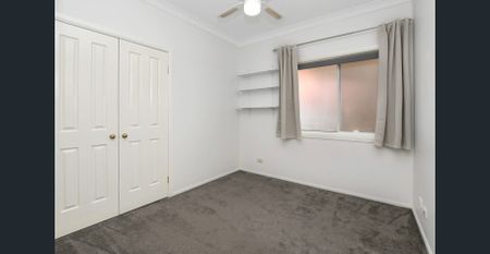Comfortable Living in a Convenient Springfield Location - Photo 2
