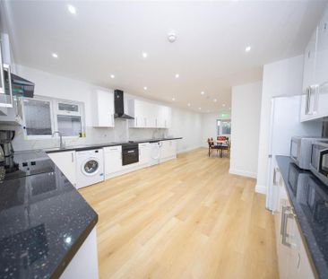 1 bedroom in a house share to rent - Photo 6