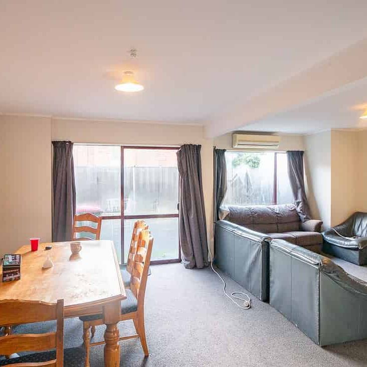 Purpose Built Student flat for 2026 - Photo 1