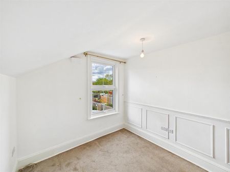 3 bedroom terraced house to rent - Photo 4