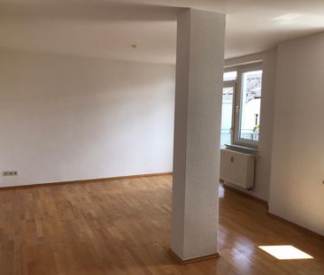 schöne 2-Raum Wohnung mit Südbalkon - Photo 1