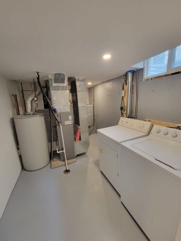 For Lease - 20 Mowat Crescent Unit# Lower, Barrie, Ontario - Photo 3