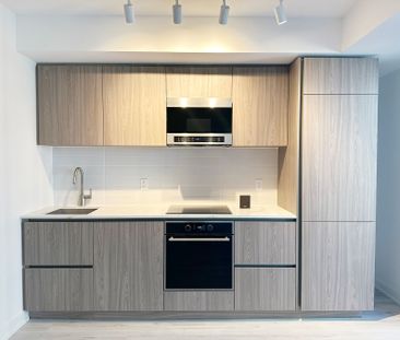 For Lease - 120 Broadway Avenue Unit# 302, Toronto, Ontario - Photo 2