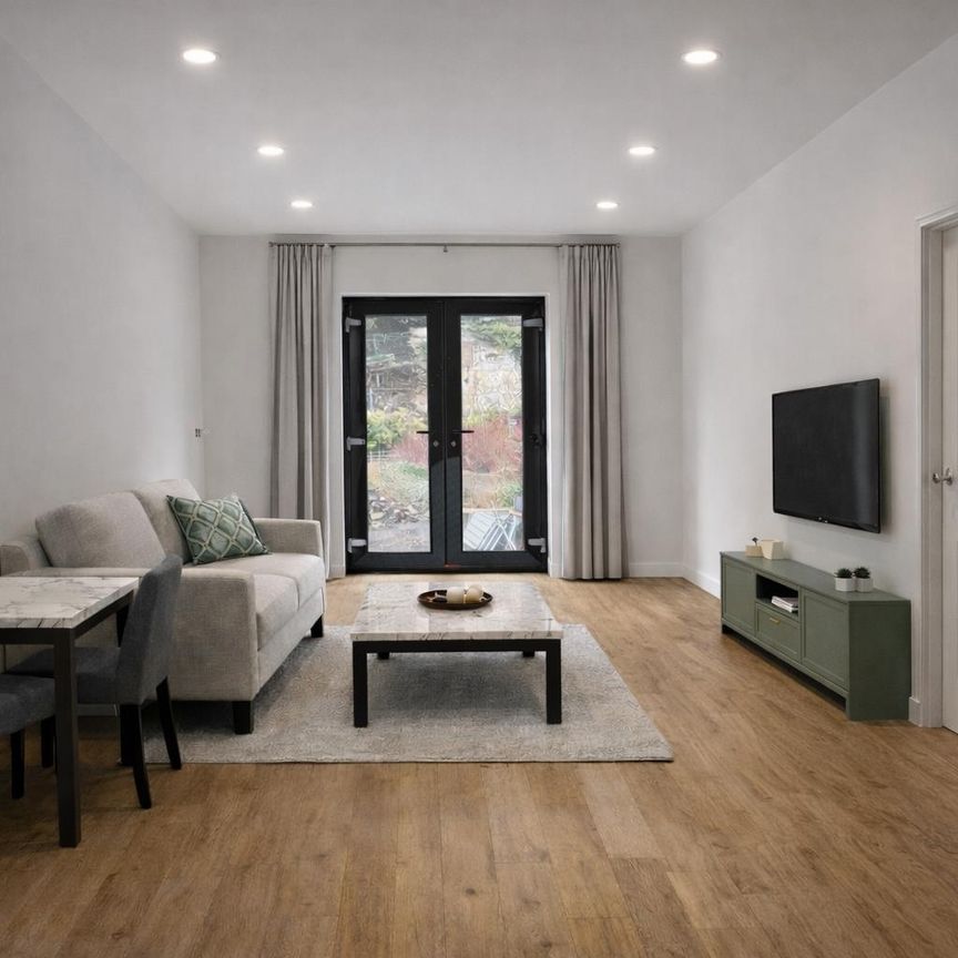 Studio 4, 290-294 High Street - Photo 1