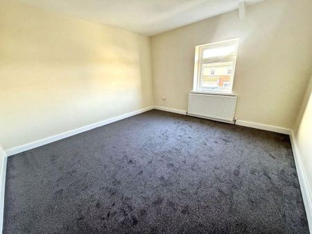 3 bed semi-detached house to rent in NE13 - Photo 4