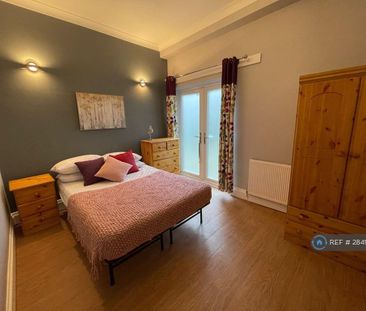 1 bedroom flat to rent - Photo 6