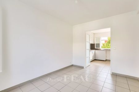 Location maison, Nanterre, 9 pièces, 322 m², ref 85118897 - Photo 2