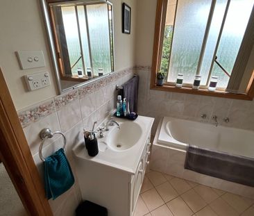 Quakers Hill - Photo 4