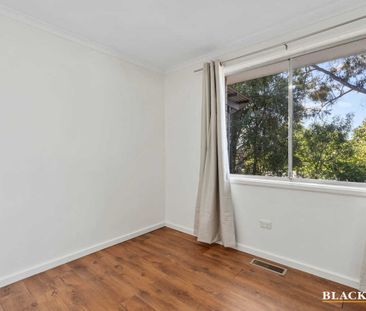 Family Home in a Quiet Scullin Cul-de-Sac - Photo 1