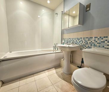 Spa Road, Gloucester - Photo 1