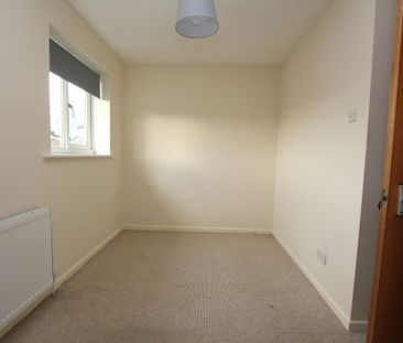 2 Bedroom Semi-Detached House, Chester - Photo 3