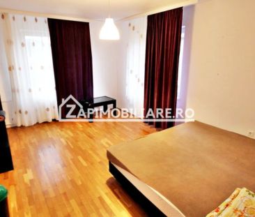 Cazare muncitori 10 camere,3 bucătării,5 băi,10.000 mp teren - Photo 6