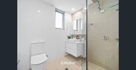 Bright and Spacious with a Study - Photo 5