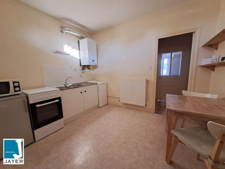 APPARTEMENT MEUBLÉ PROCHE CENTRE-VILLE - Photo 4