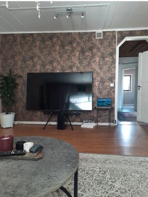 Tofsvipegatan, Hisings Backa - Foto 1