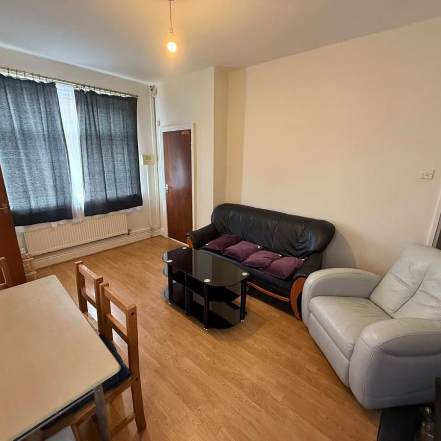 Hartington Road, Preston - Photo 1