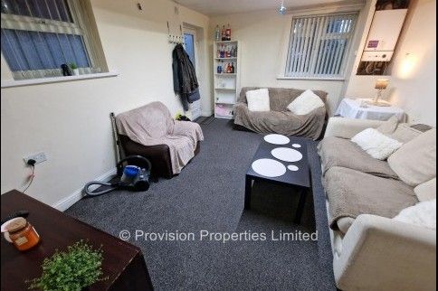 3 Bed Flats, Headingley, Leeds, LS6 - Photo 1