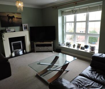 4 bedroom house to rent Caroline Way, Sovereign Harbour North, East... - Photo 3