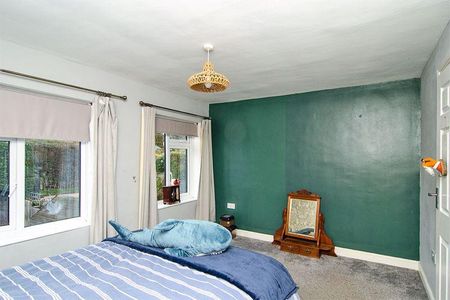 2 bedroom semi-detached house to rent - Photo 2