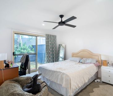 Fully Furnished Villa with Air-Conditioning, Fully Fenced Yard & Si... - Photo 6