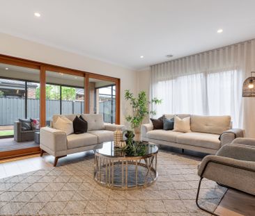 Luminous Living in a Perfect Position - Photo 3