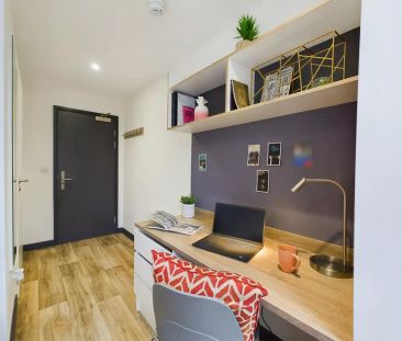 Bronze Ensuite - Photo 6