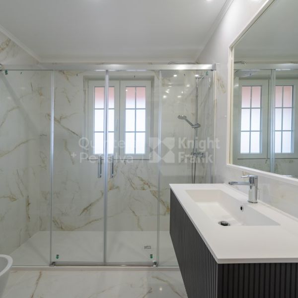 Apartamento T4 em Lisboa - Photo 1